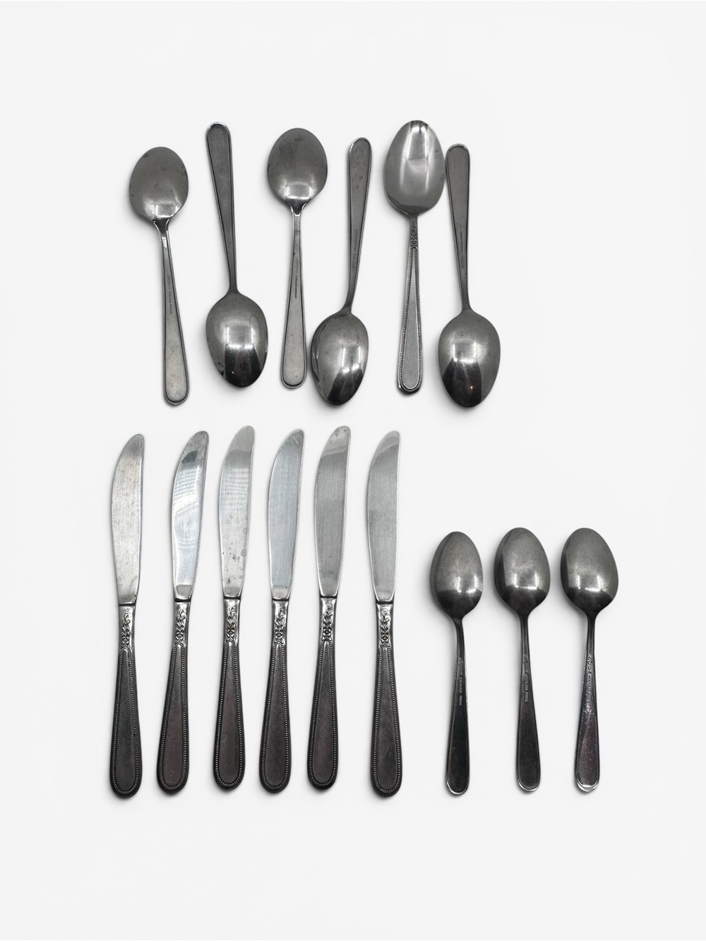 Rogers Beaded Elegance Stainless Korea Flatware Lot 15 Replacement Pieces Spoon - Picture 6 of 6